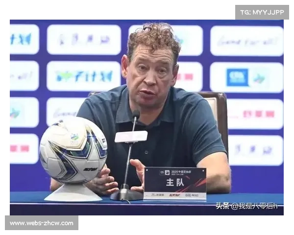 申花斯卢茨基坦言外援健康关键，新赛季将继续补强阵容